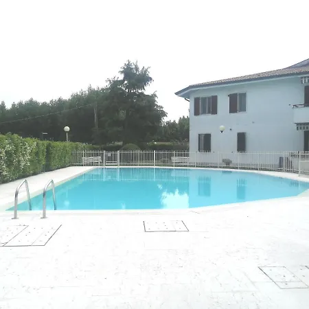 A Con Piscina 公寓